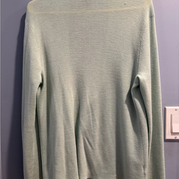 Eileen Fisher M-size light green Merino wool cardigan, soft, lush and cozy - Picture 3 of 10